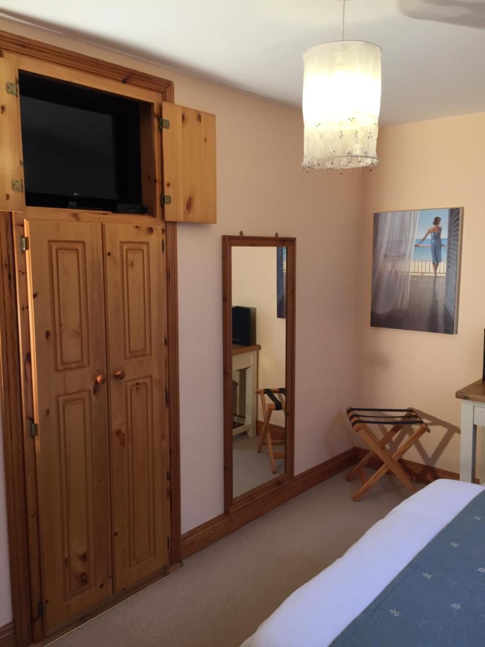 2 Mile Lodge Кенмеър Екстериор снимка